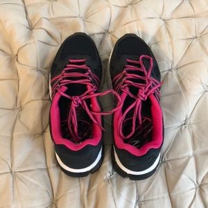 Energy zone shoes with memory foam insoles size 8